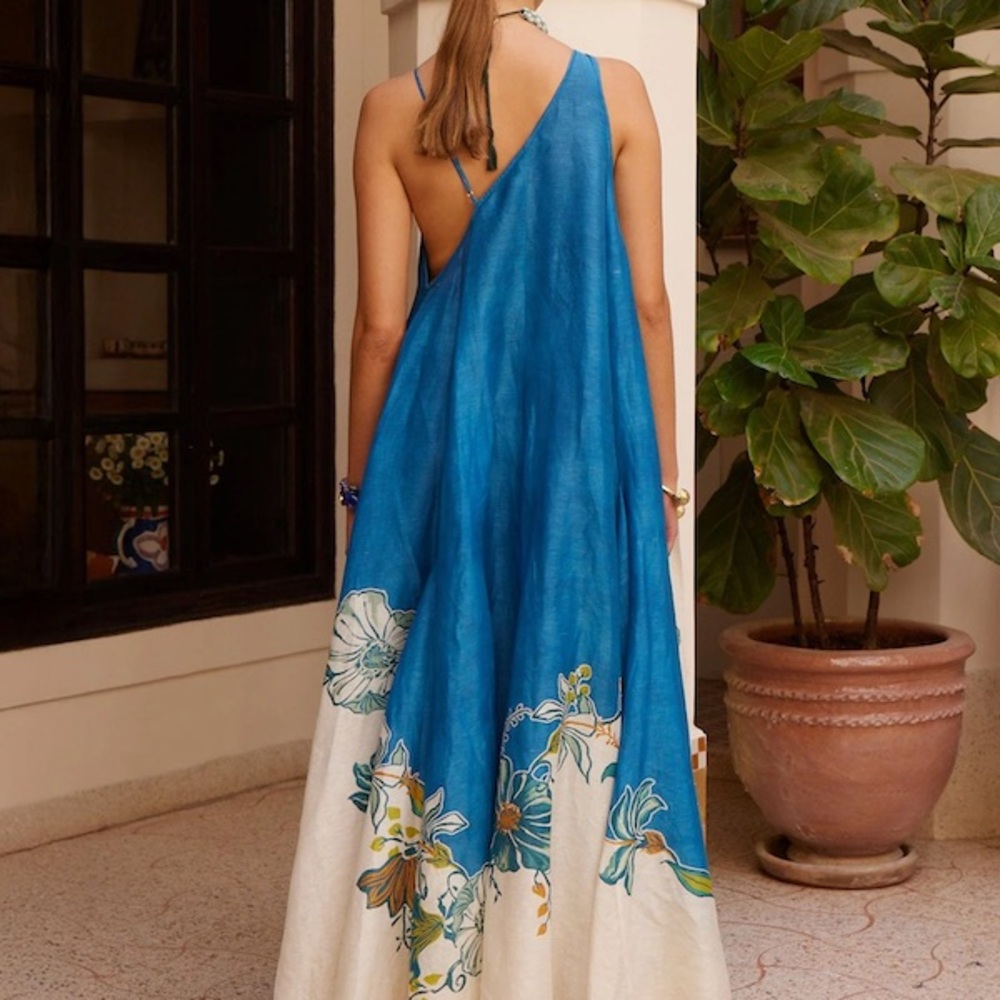 Blue & Cream Floral Maxi Dress Loda gown - Picture 2 of 9